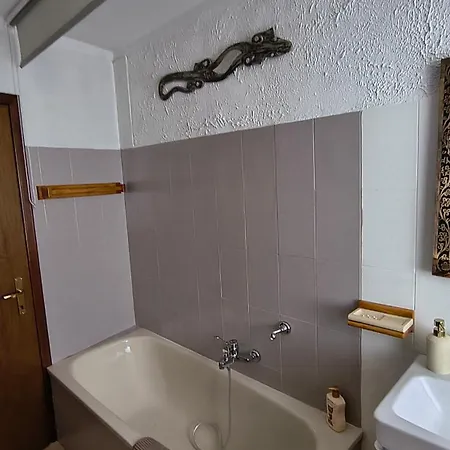Casa Pal Piccolo - With Garage For Bikes And Fast Wifi 아파트 *